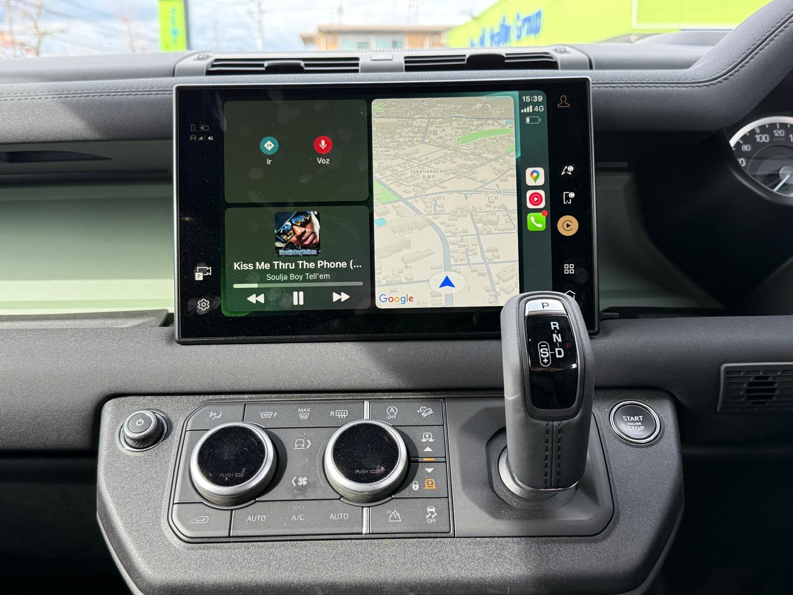 LAND ROVER DEFENDER