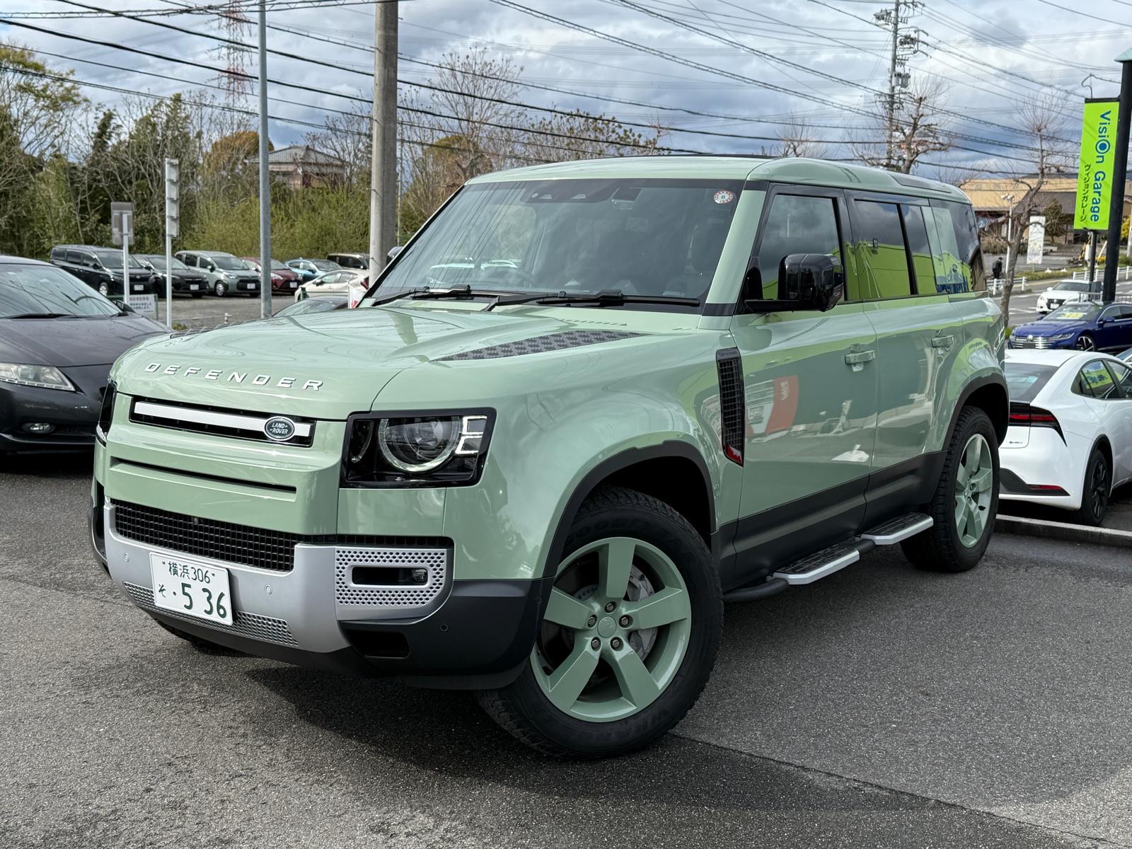 LAND ROVER DEFENDER