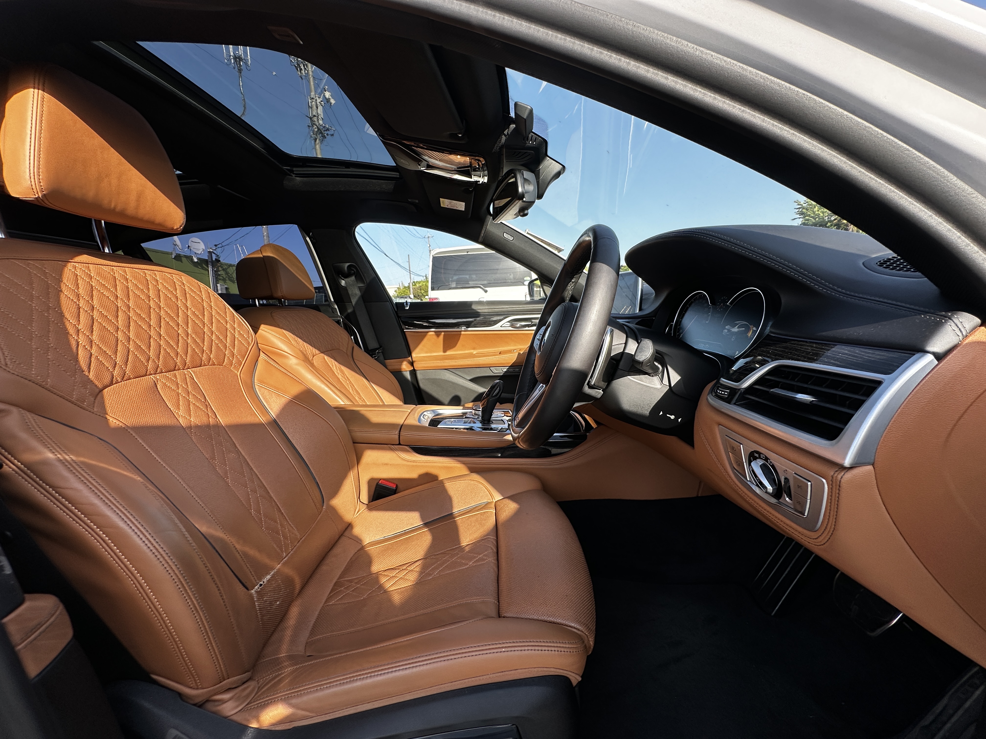 BMW 750LI