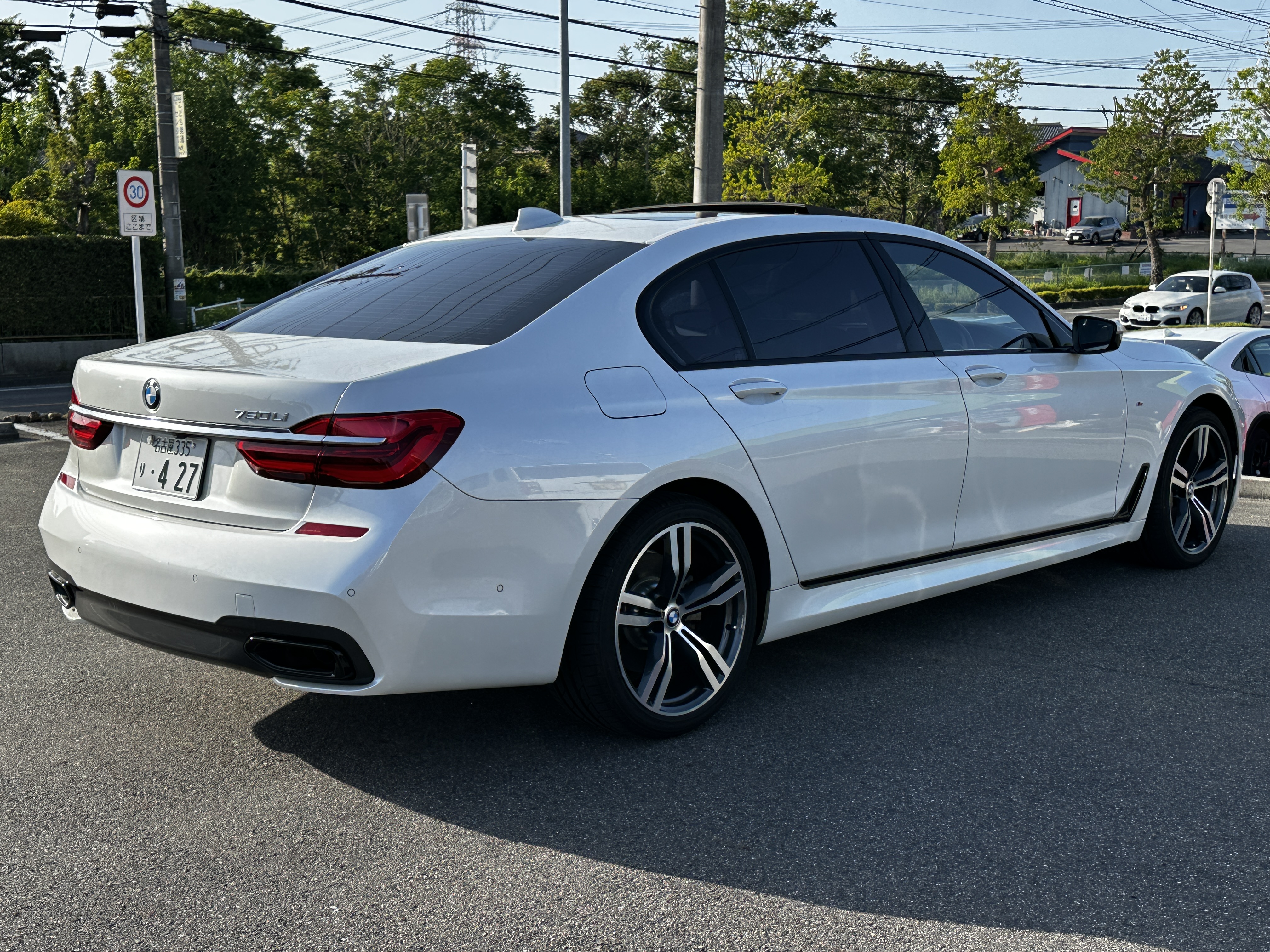 BMW 750LI