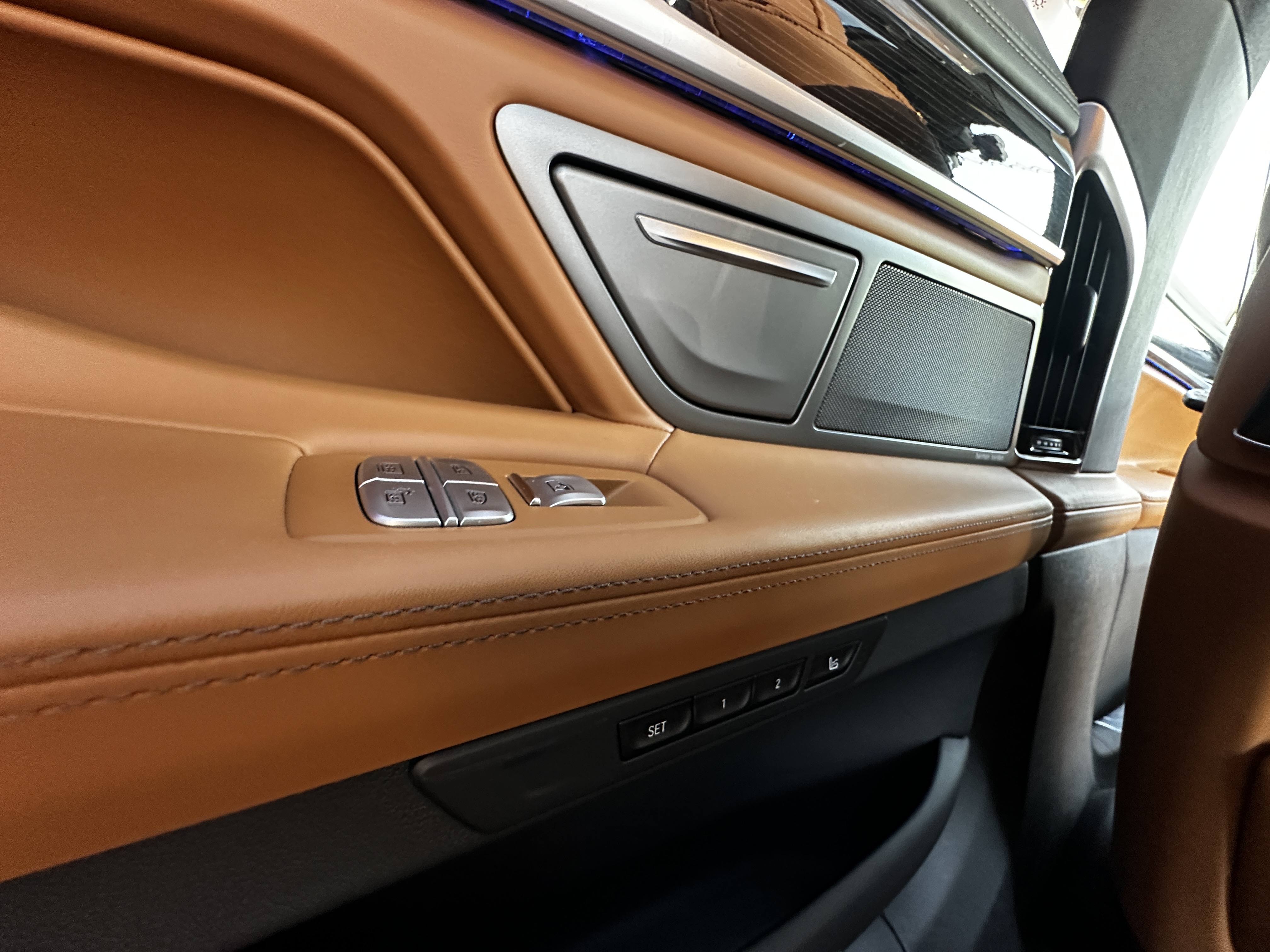 BMW 750LI