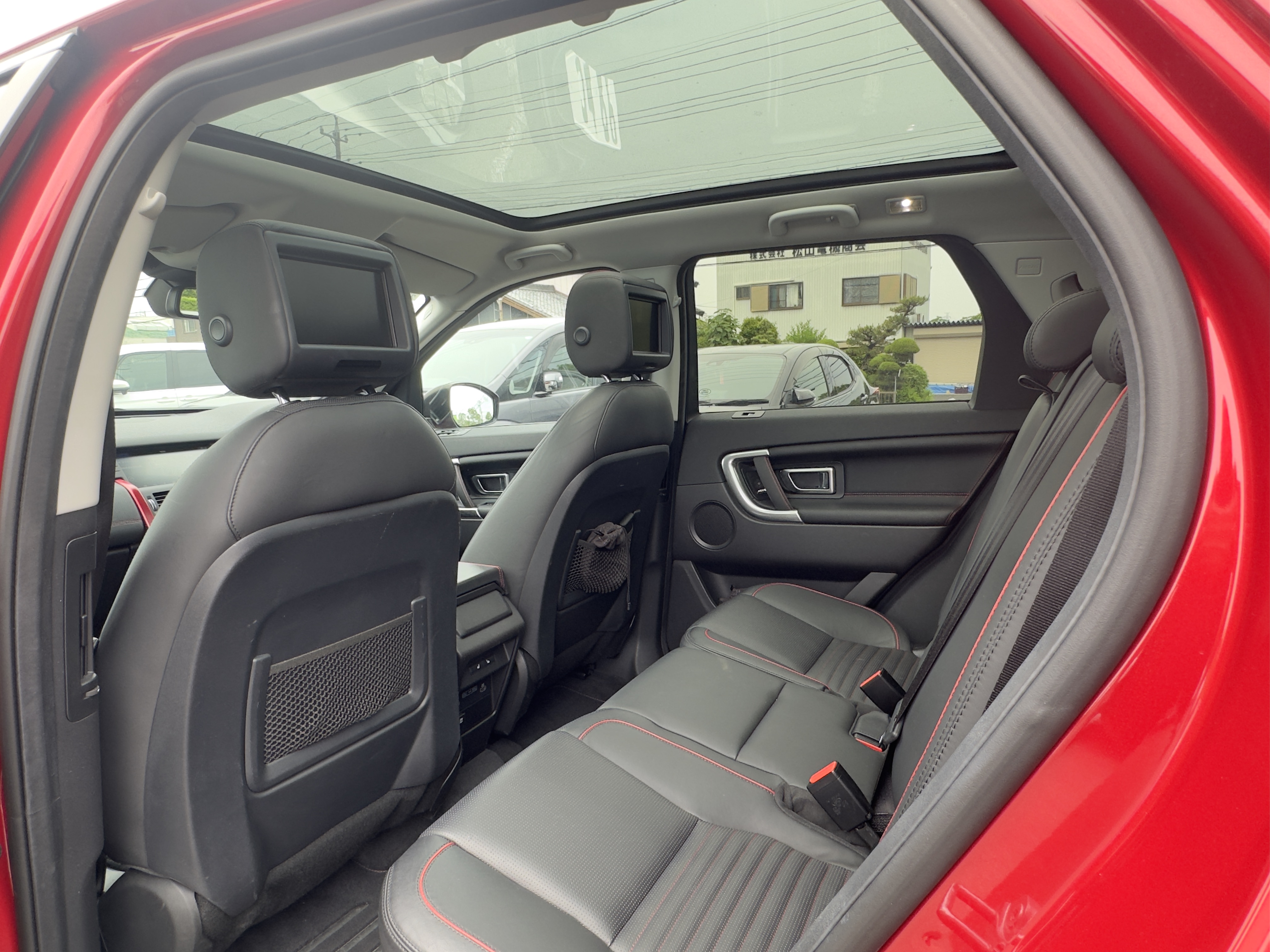LAND ROVER DISCOVERY SPORT