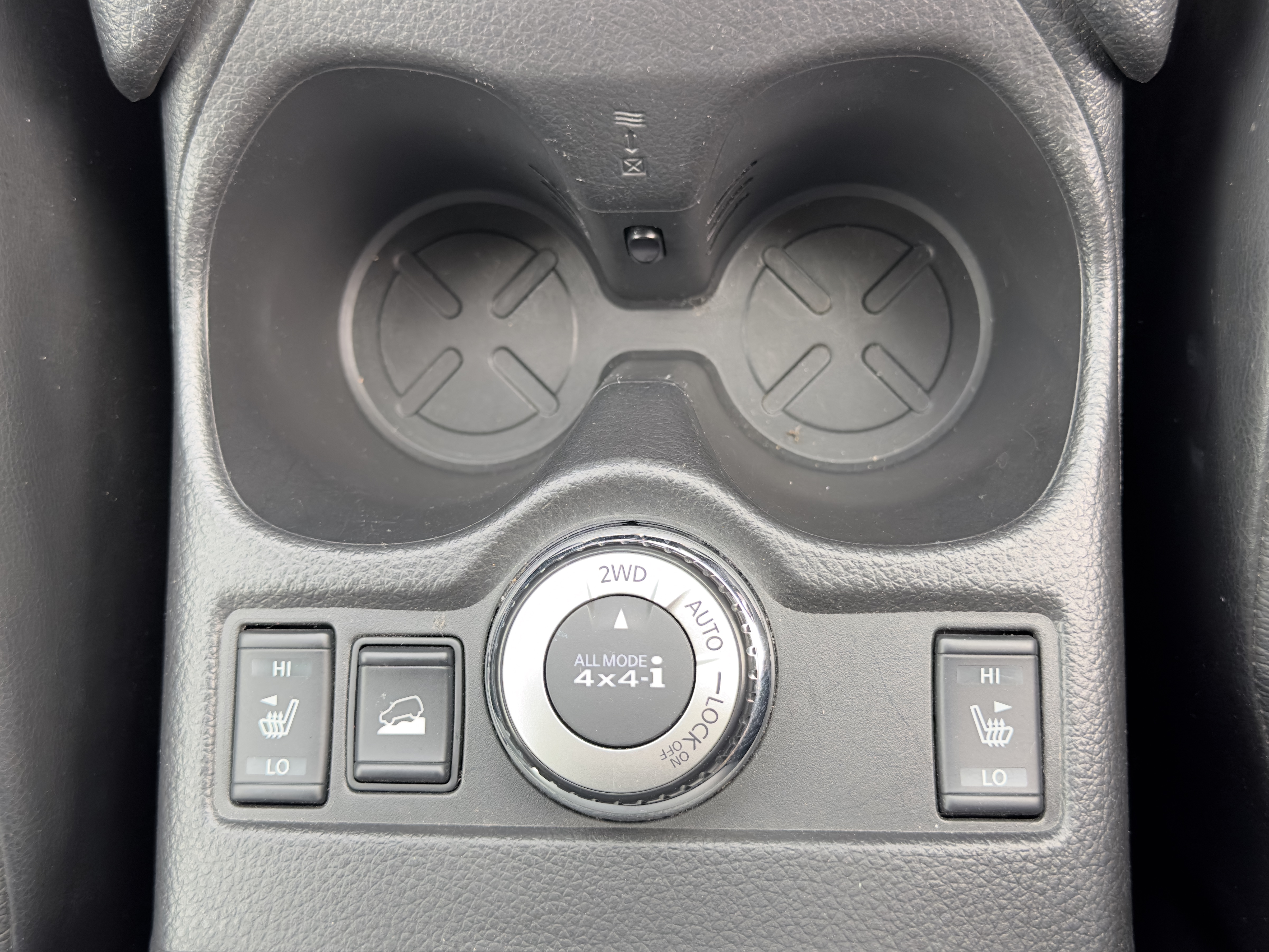 X-TRAIL 4X4 