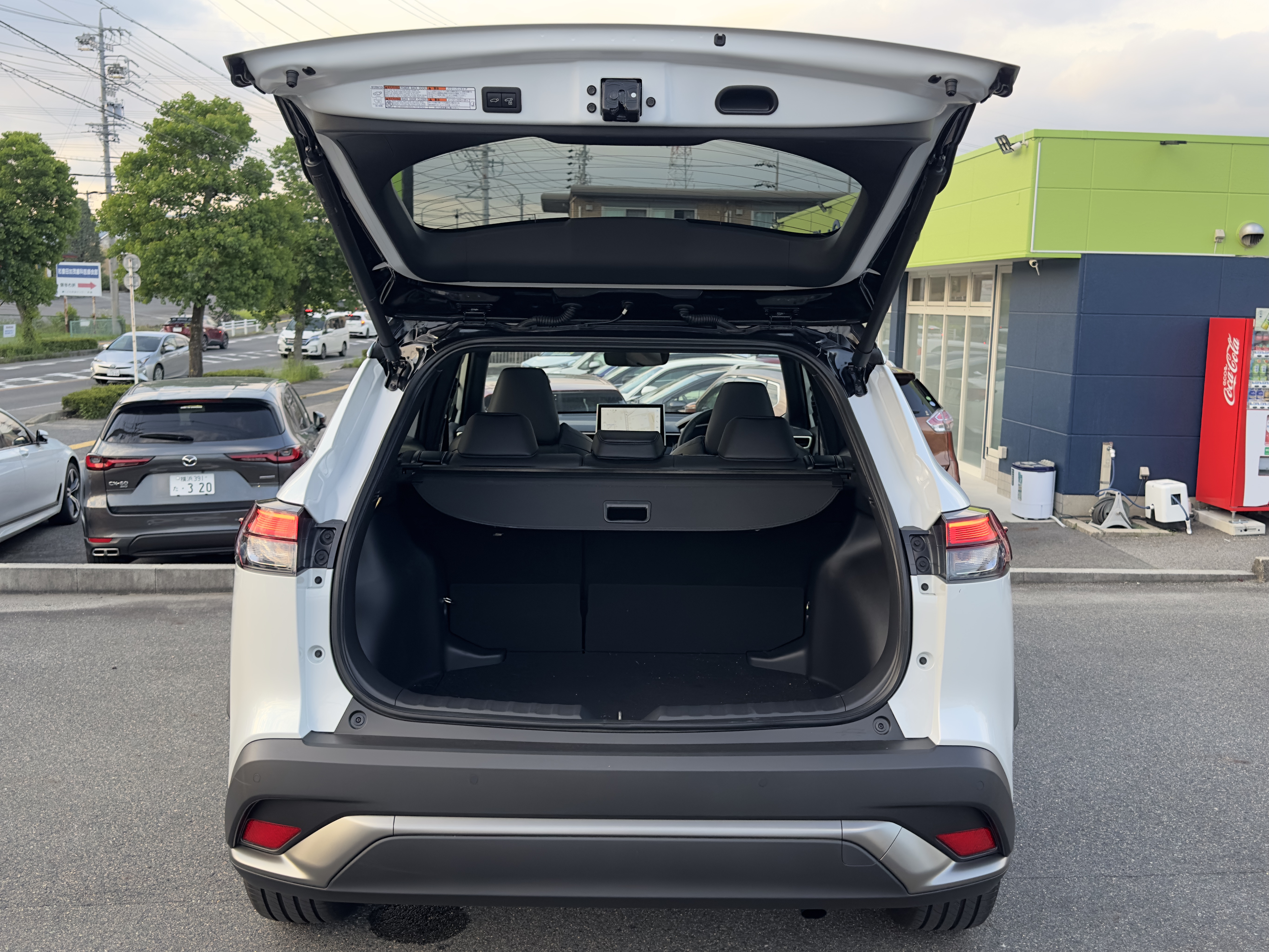COROLLA CROSS 