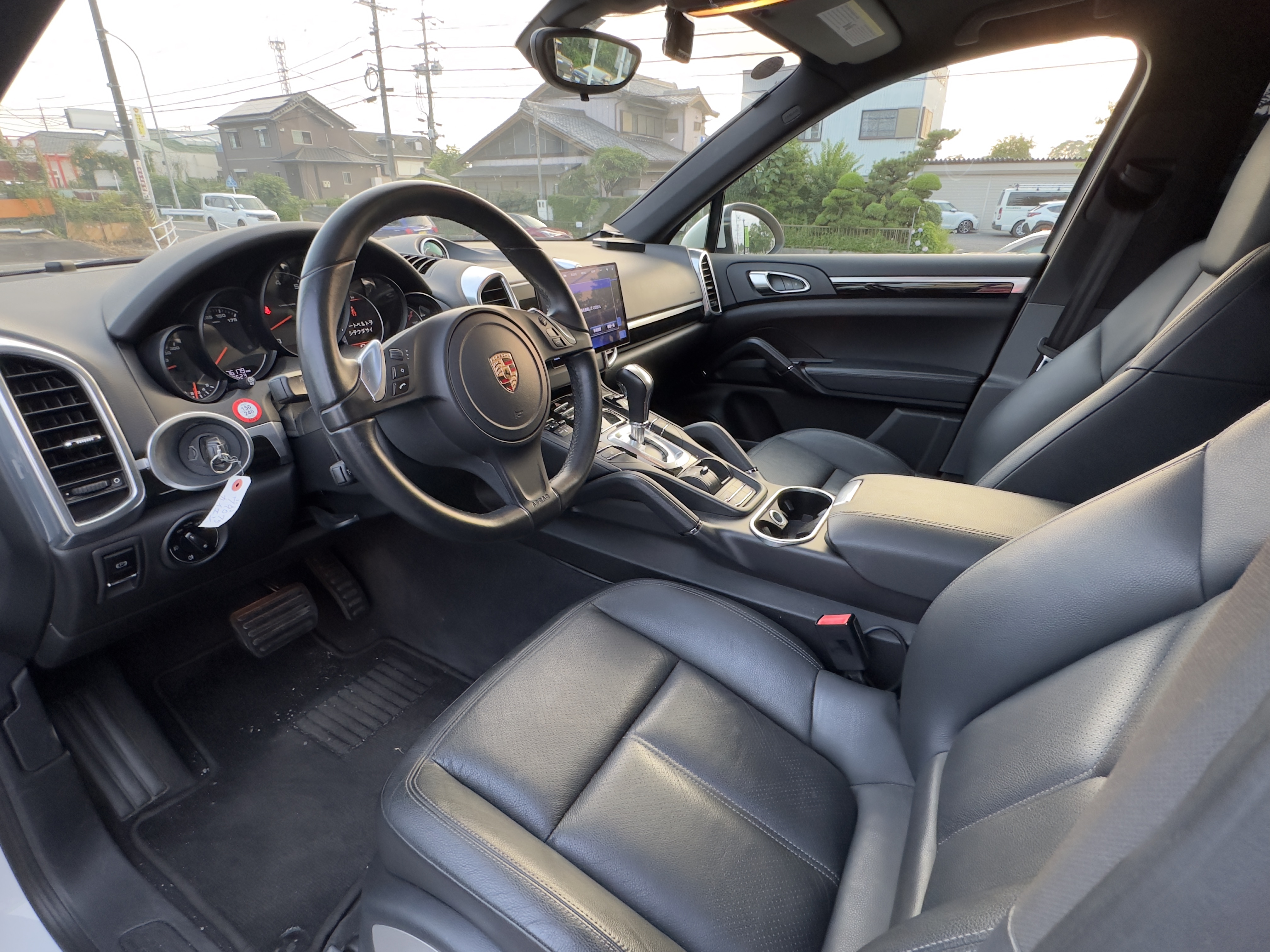 PORSCHE CAYENNE