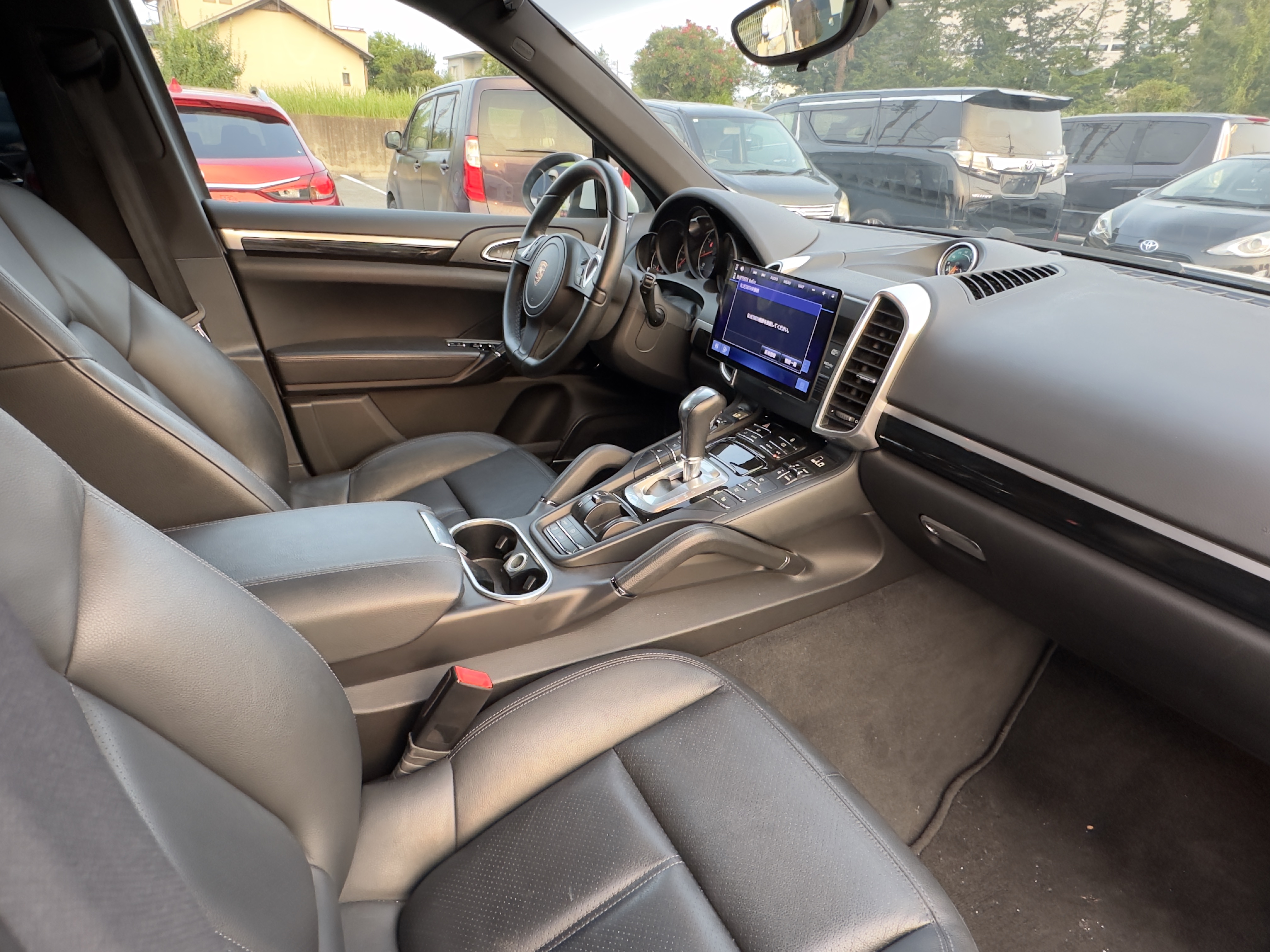 PORSCHE CAYENNE