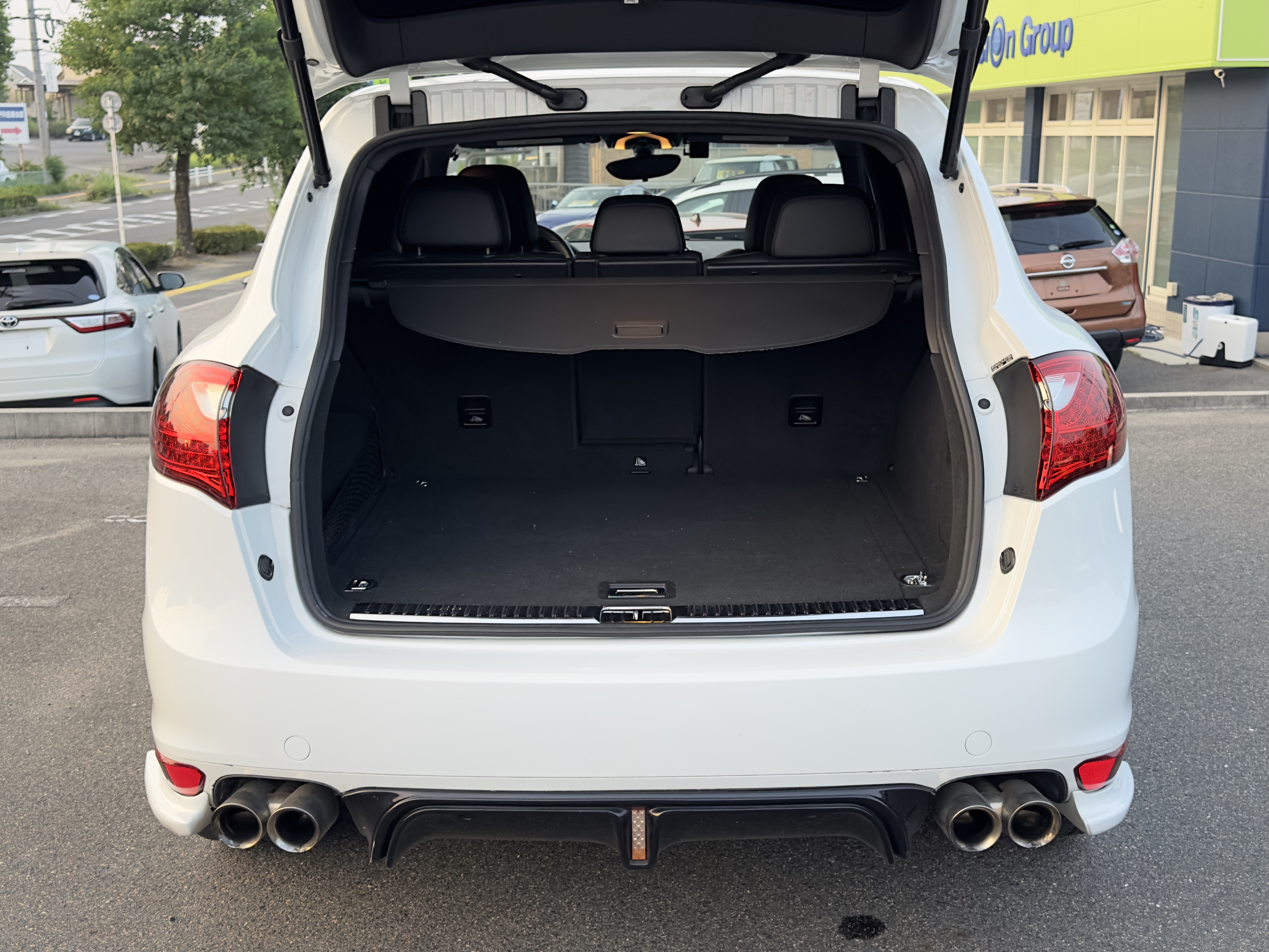 PORSCHE CAYENNE