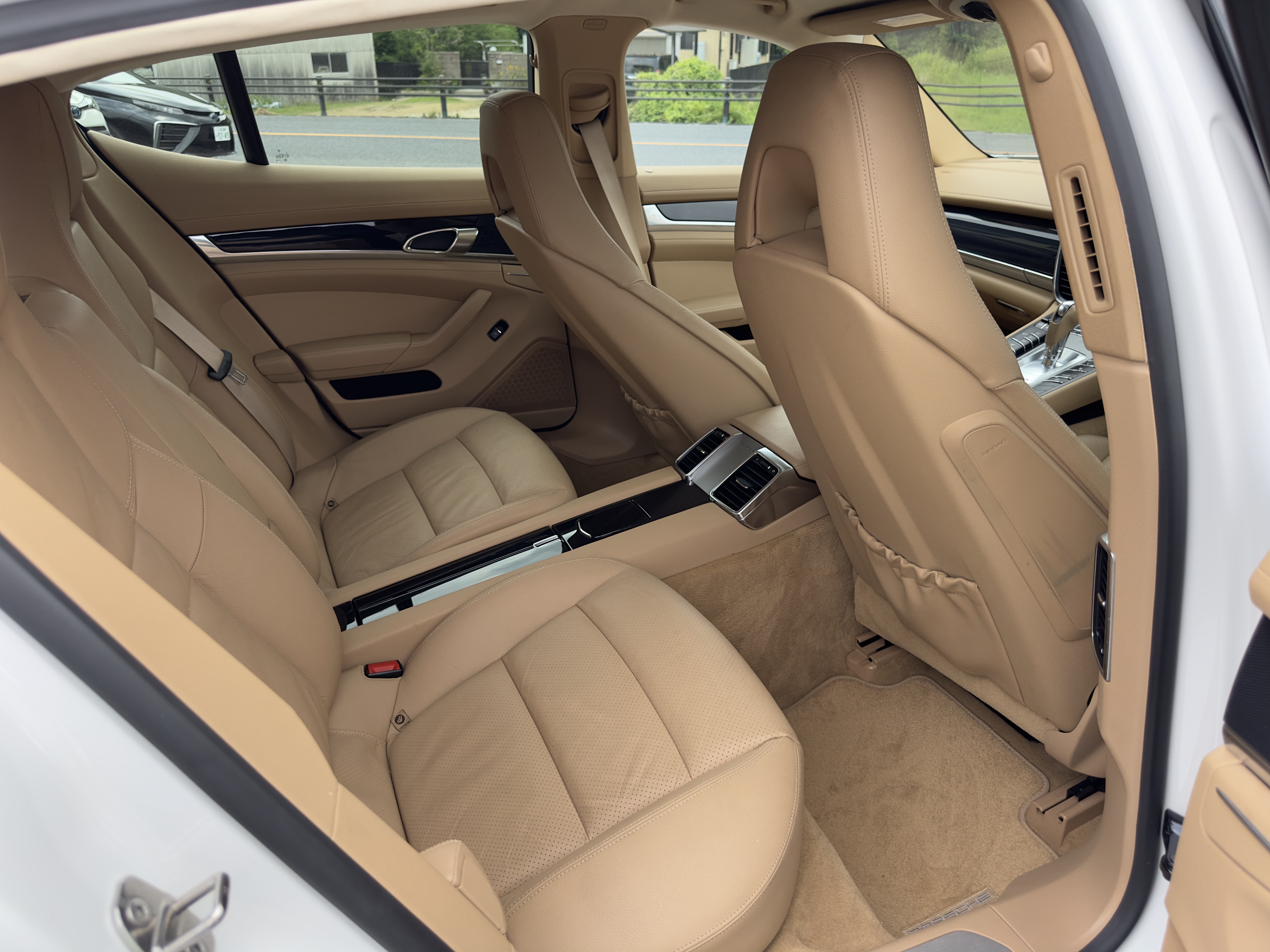 PORSCHE PANAMERA