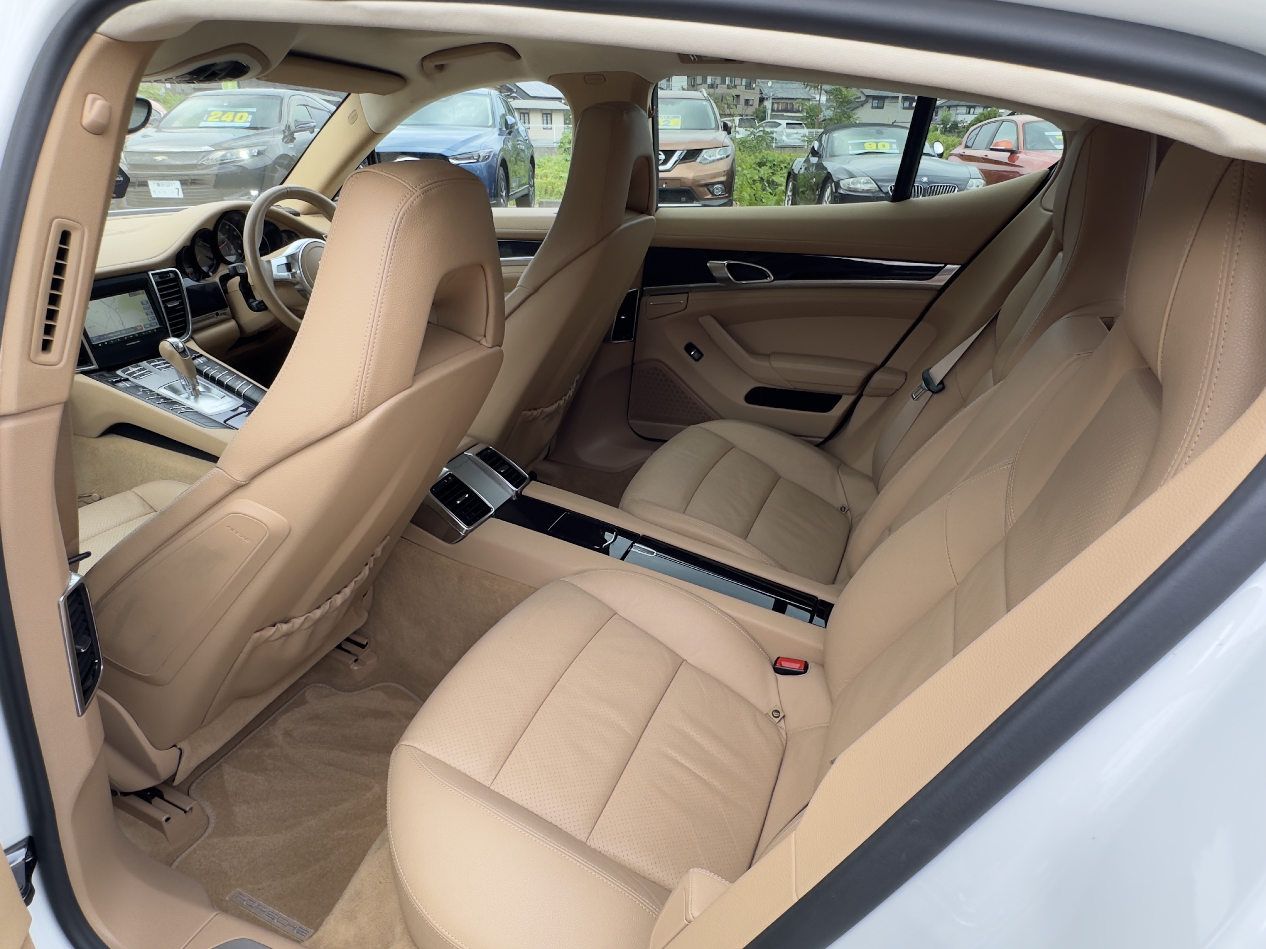 PORSCHE PANAMERA