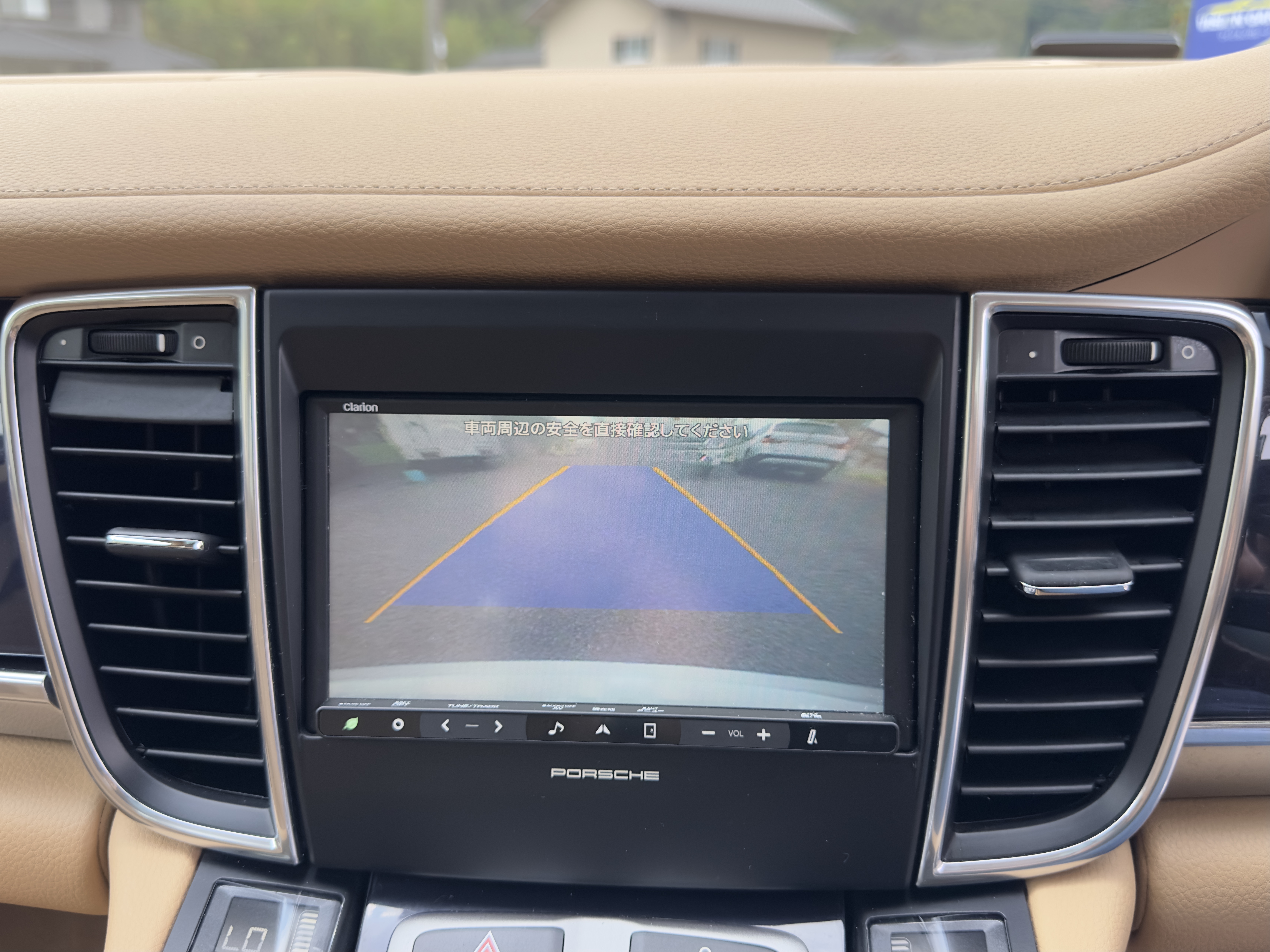 PORSCHE PANAMERA