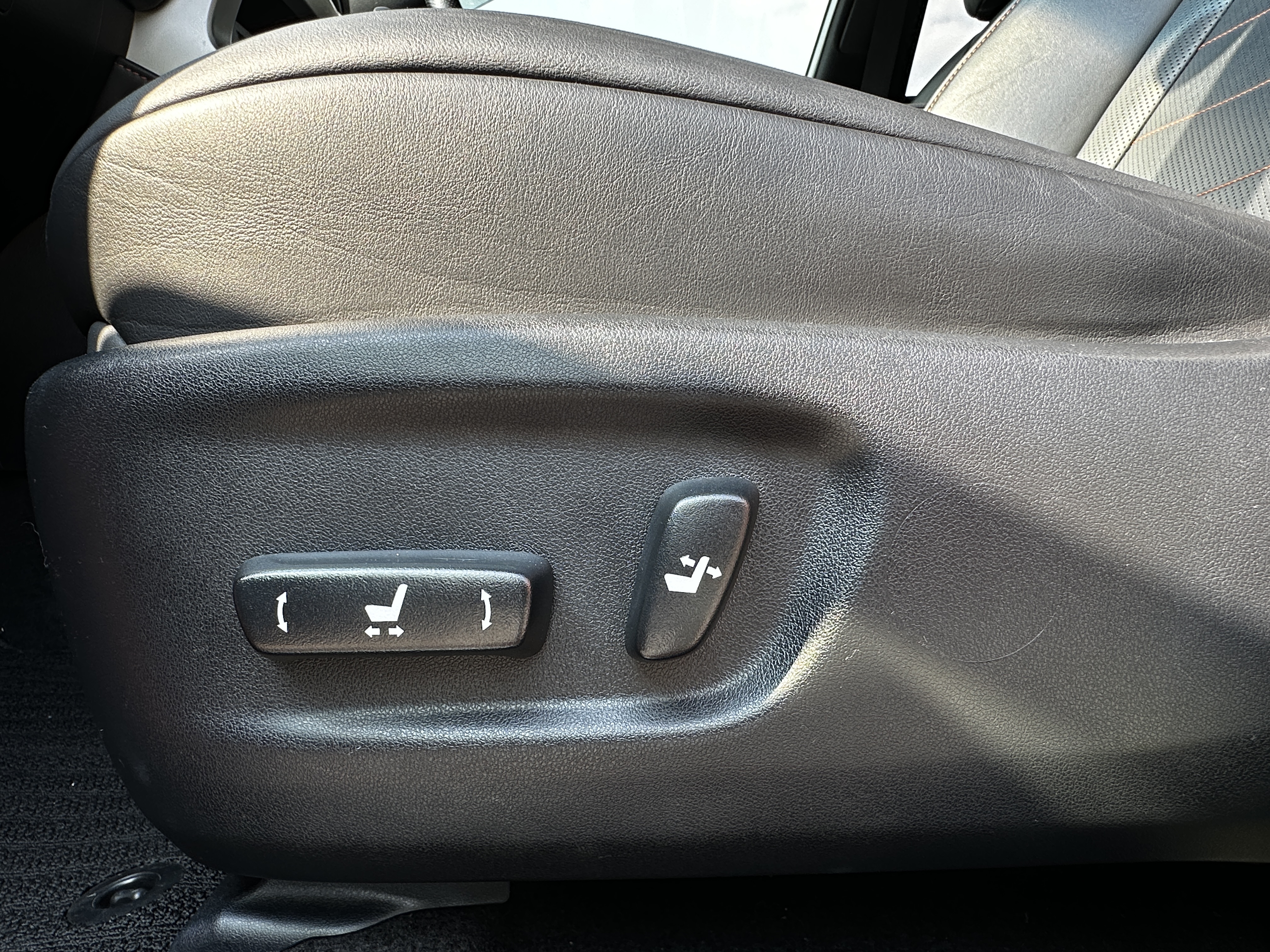 NX200T