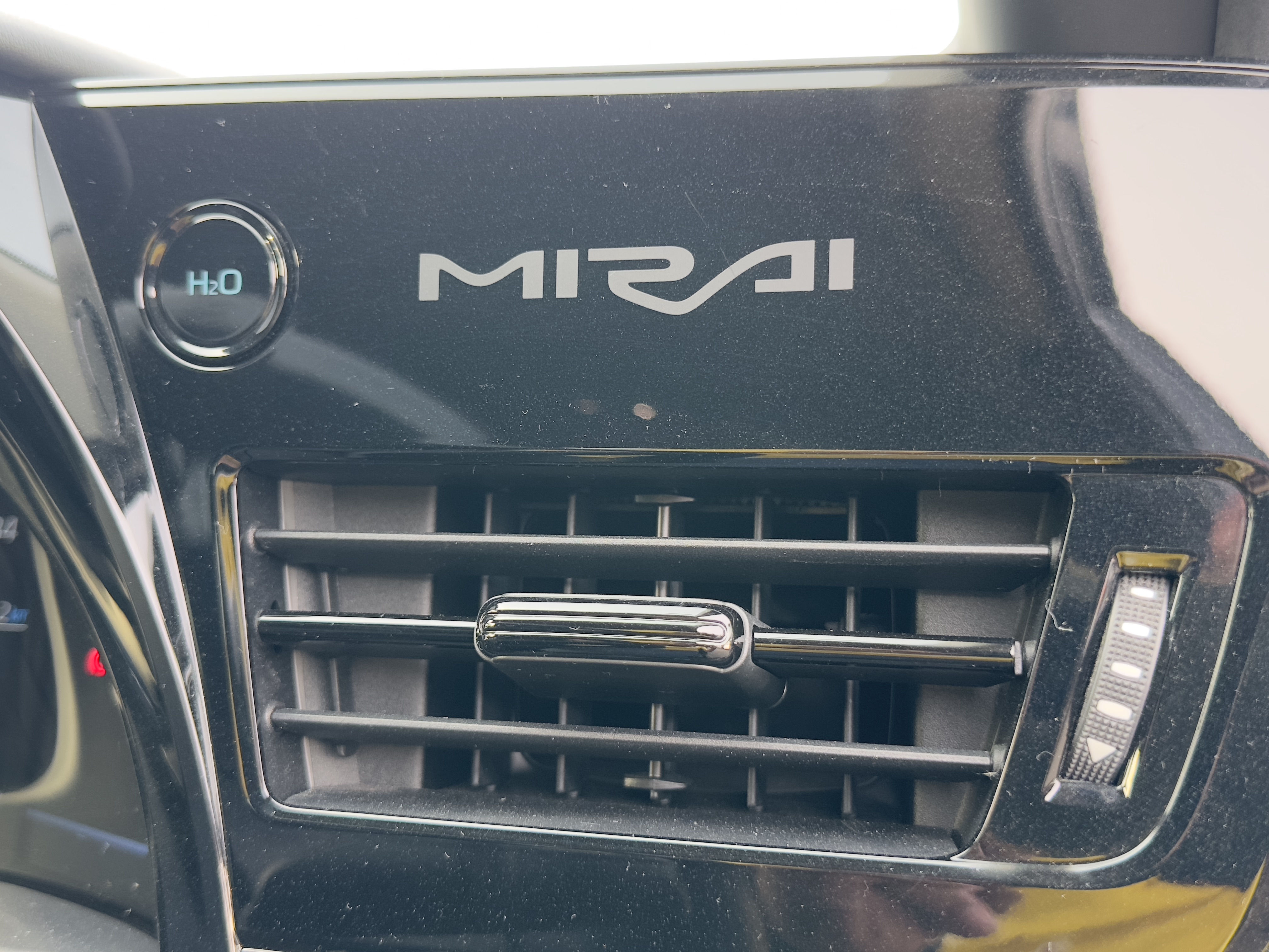 MIRAI 