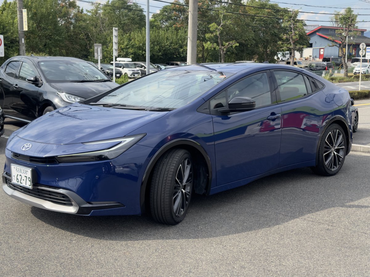 PRIUS Z