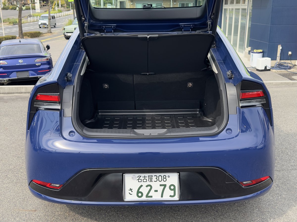 PRIUS Z