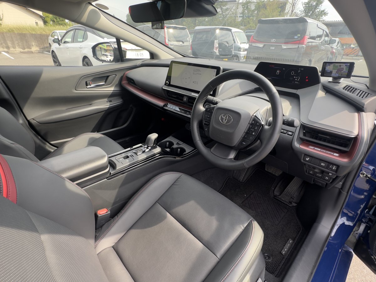PRIUS Z