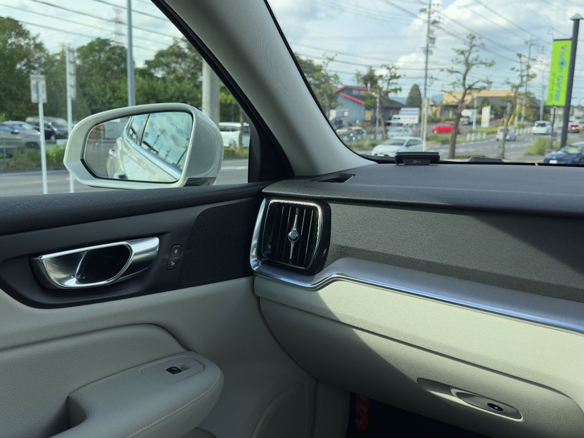 VOLVO S60 T4 - Thumbnail