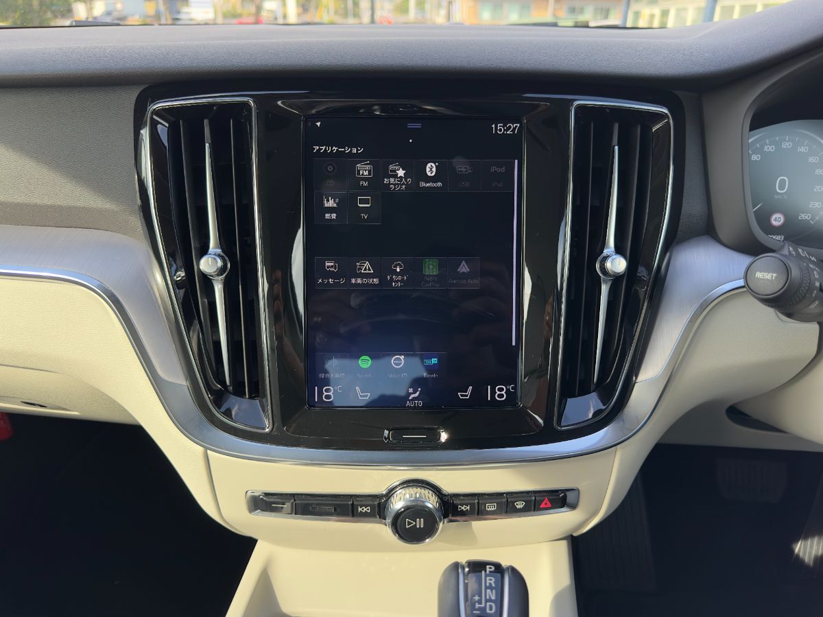 VOLVO S60 T4 - Thumbnail