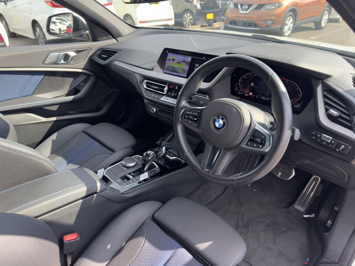BMW 118I M SPORT