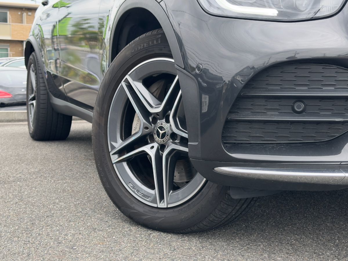 GLC 220d AMG LINE - Thumbnail