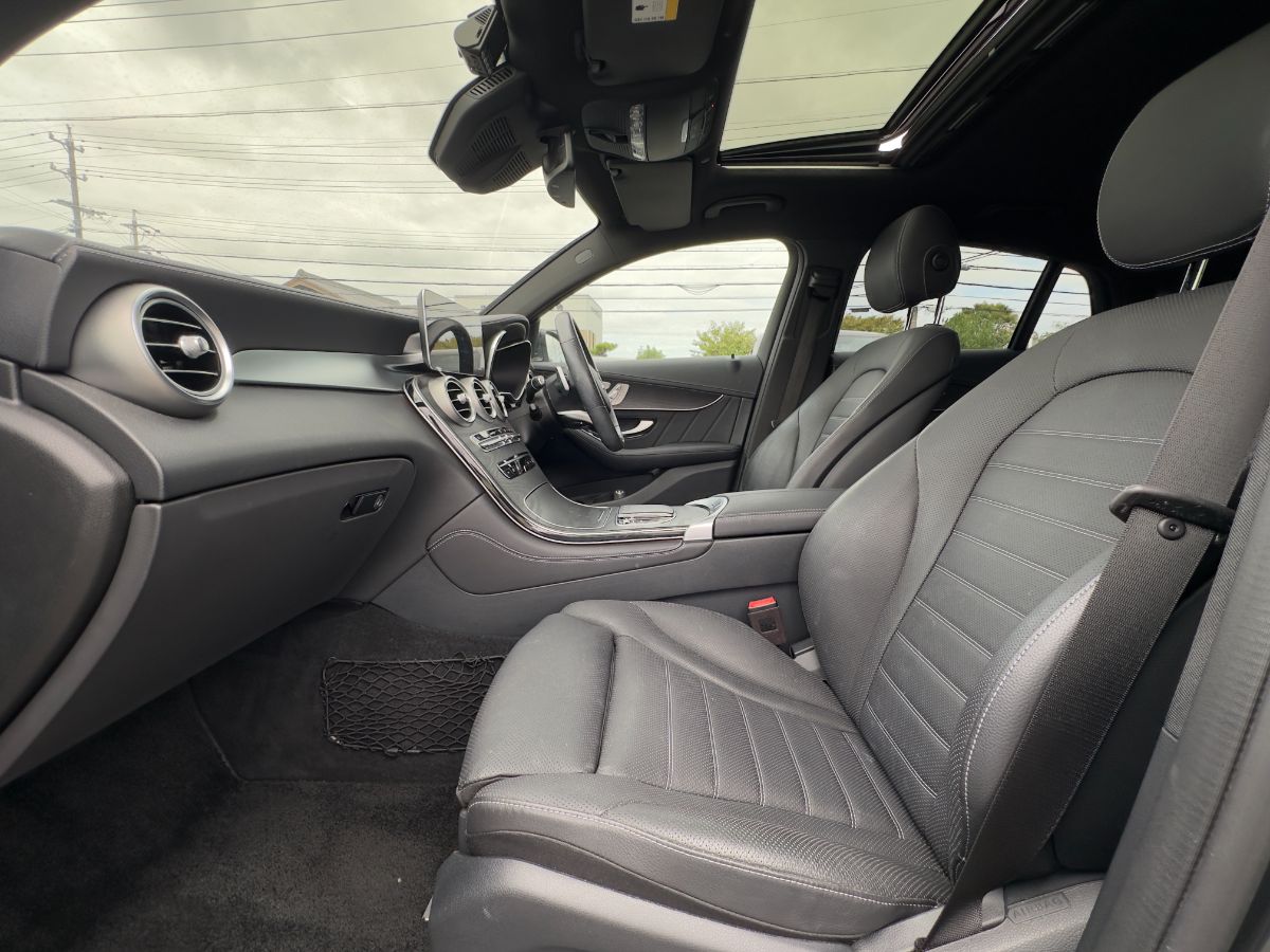 GLC 220d AMG LINE - Thumbnail