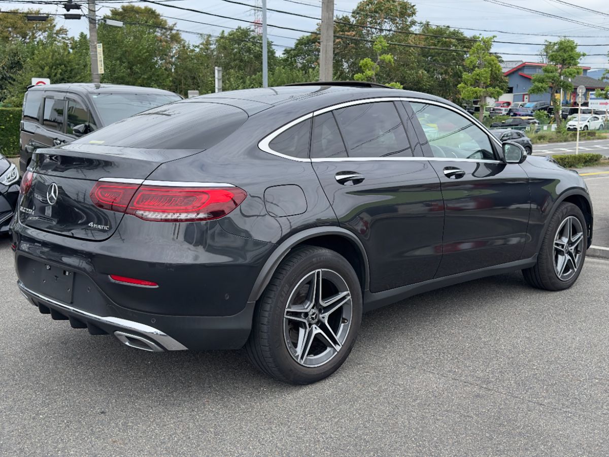 GLC 220d AMG LINE - Thumbnail