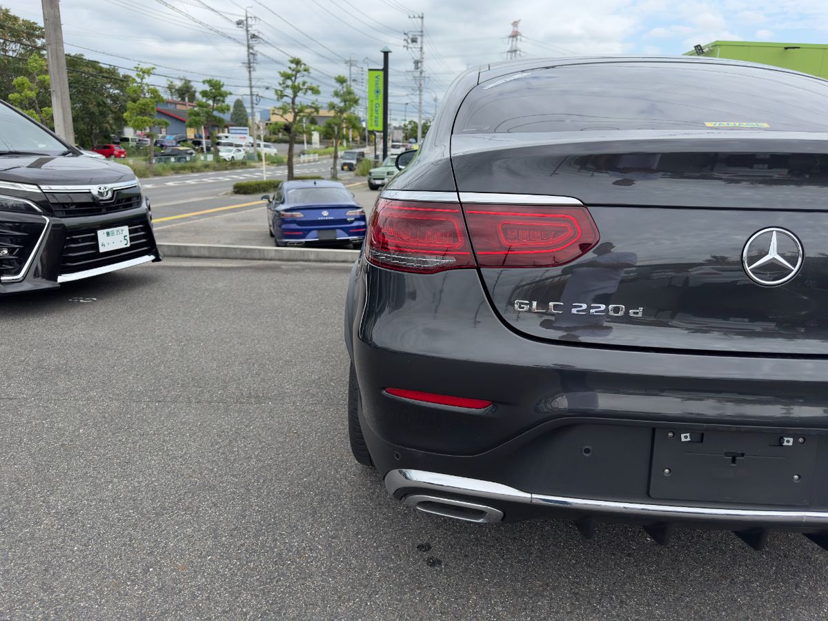 GLC 220d AMG LINE - Thumbnail