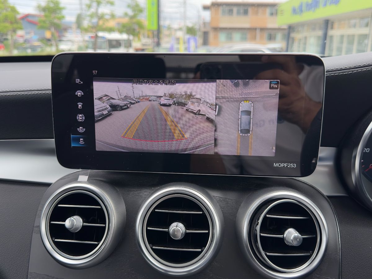 GLC 220d AMG LINE - Thumbnail