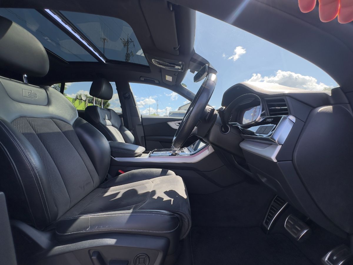 AUDI Q8 QUATTRO S LINE - Thumbnail