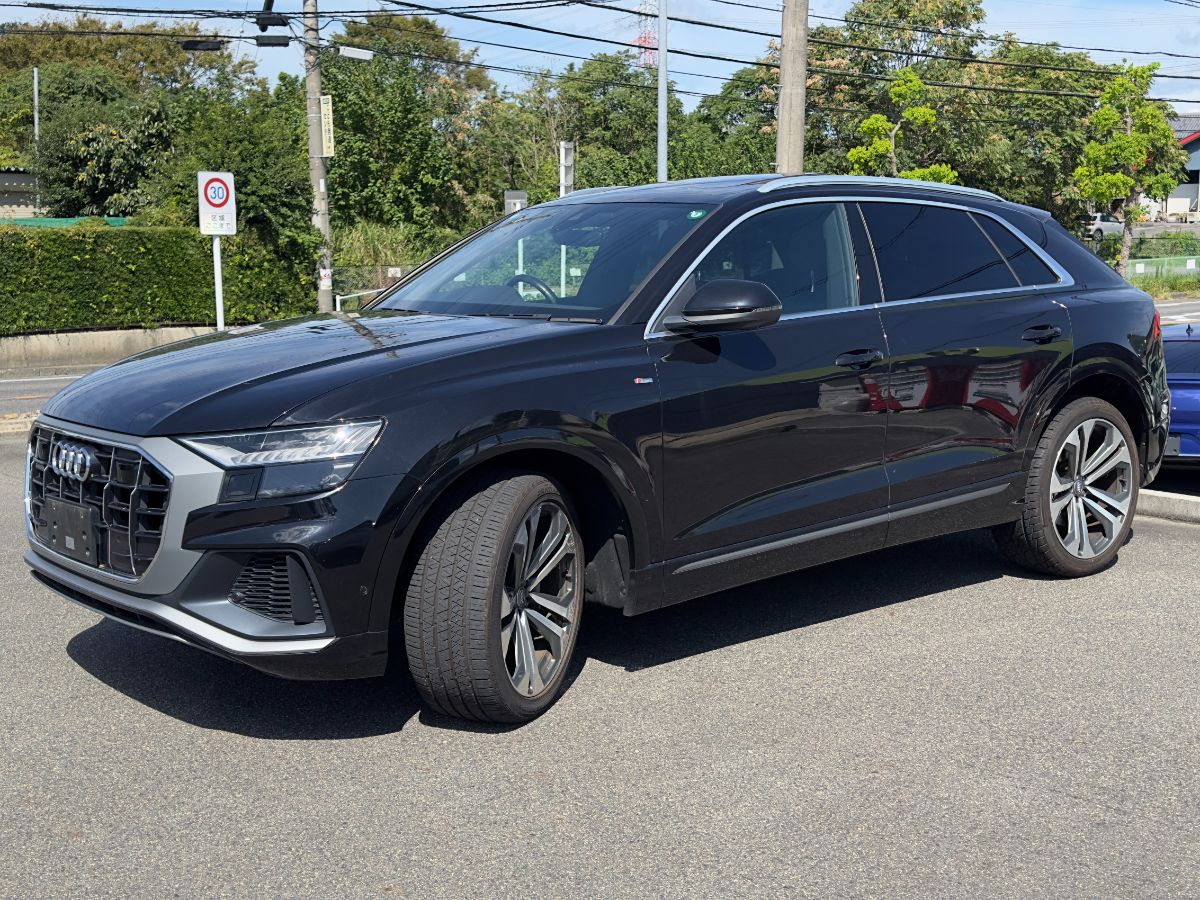 AUDI Q8 QUATTRO S LINE - Thumbnail