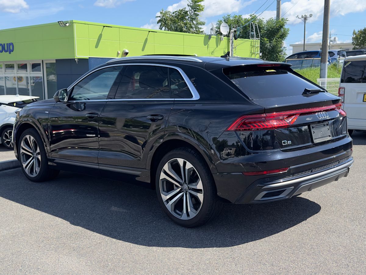 AUDI Q8 QUATTRO S LINE - Thumbnail