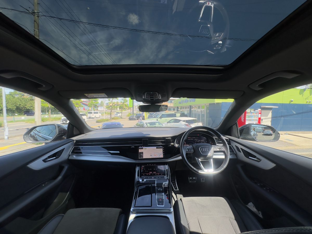 AUDI Q8 QUATTRO S LINE - Thumbnail