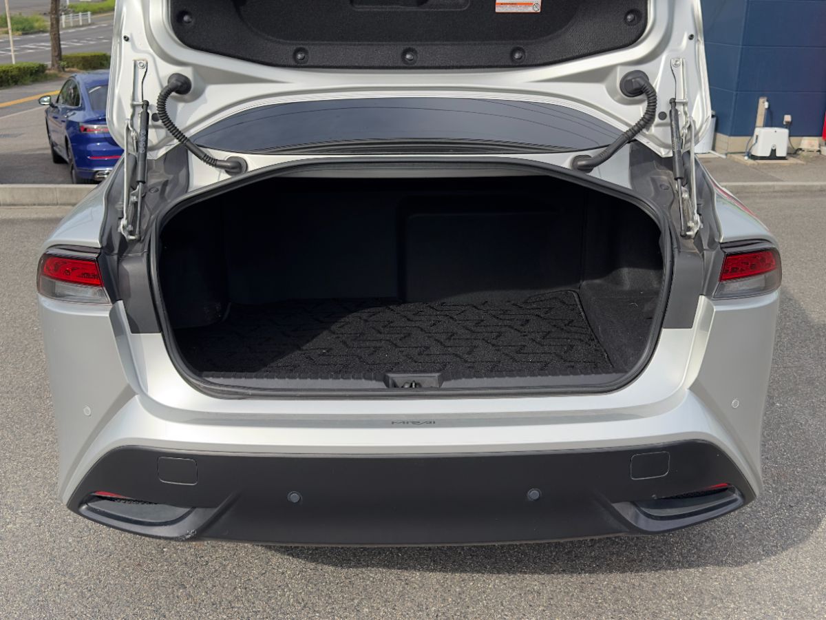 MIRAI Z EXECUTIVE PKG - Thumbnail