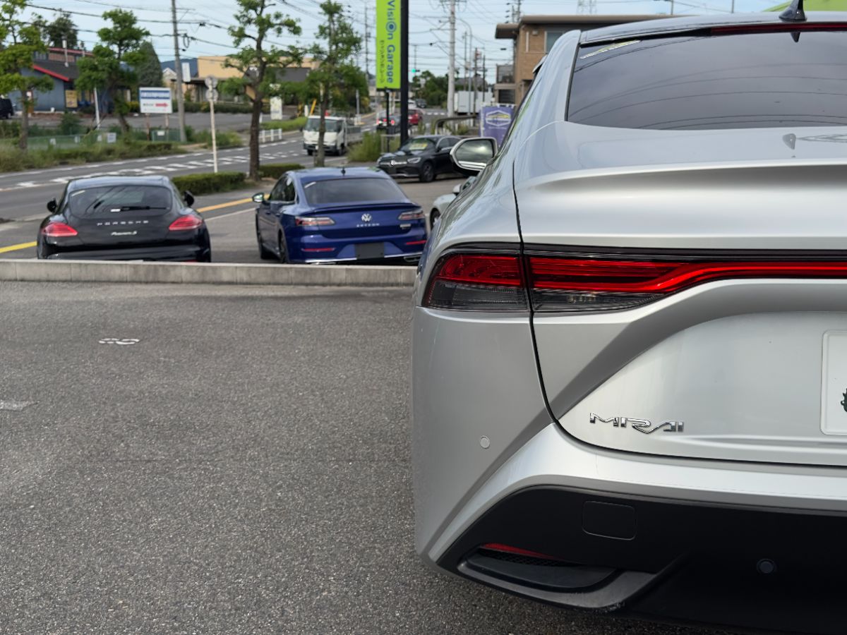 MIRAI Z EXECUTIVE PKG - Thumbnail