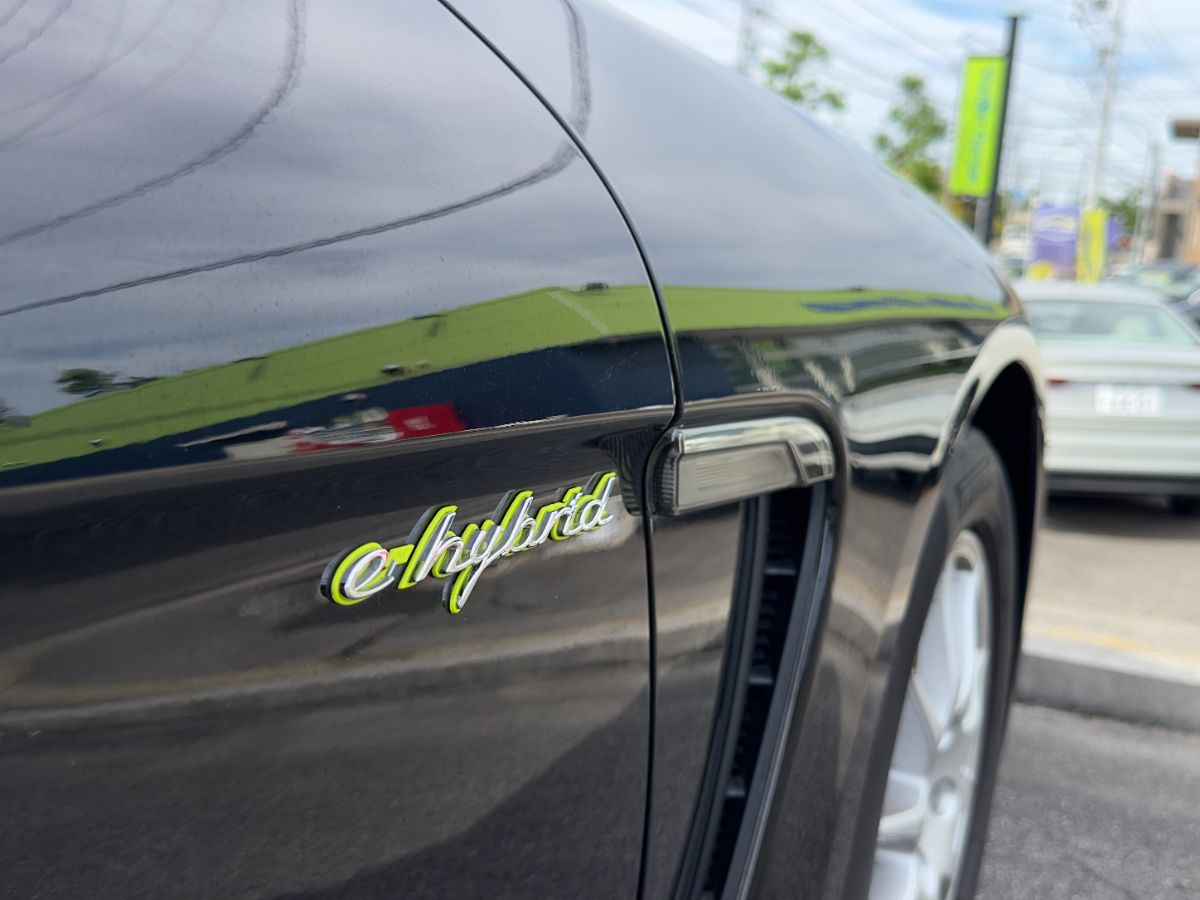 PORSCHE PANAMERA E-HYBRID - Thumbnail