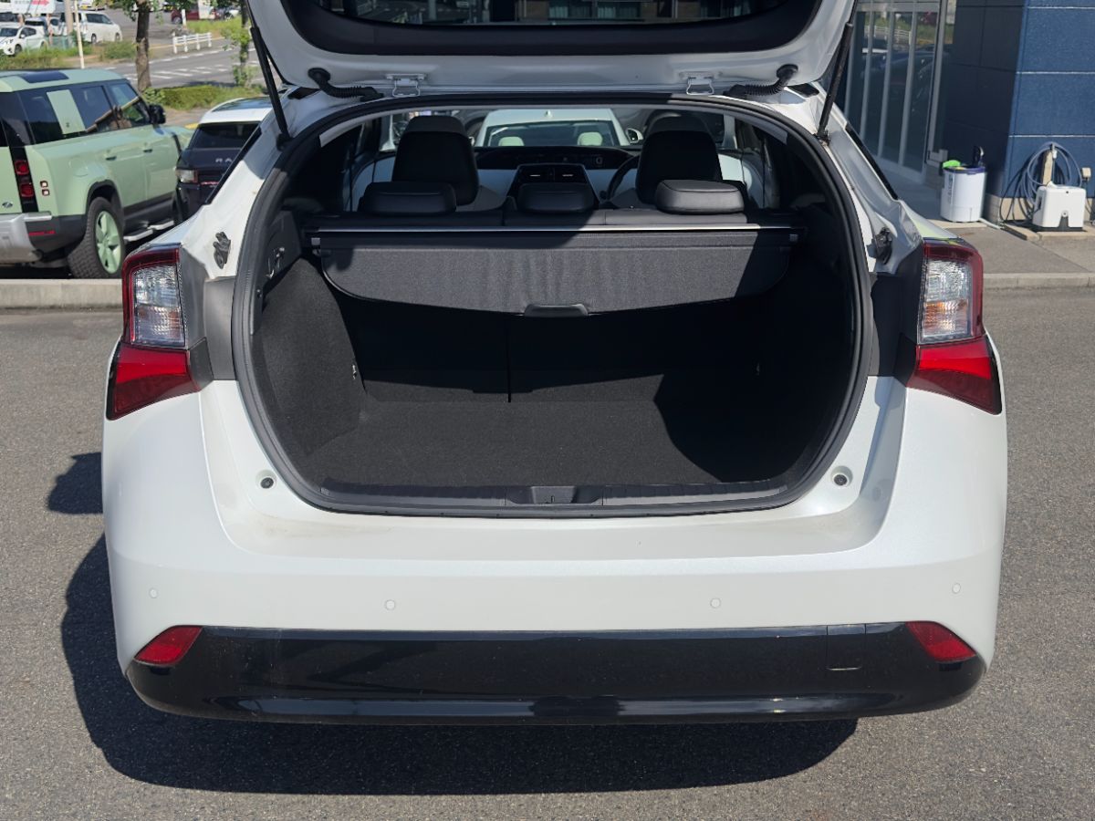 PRIUS A TOURING - Thumbnail